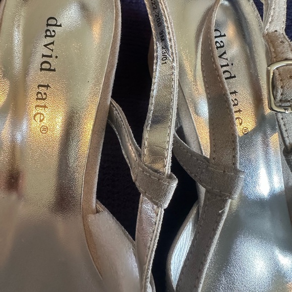 David Tate Amber Women's Sandal Sz#9M silver suede block cut slingback New - Picture 6 of 12